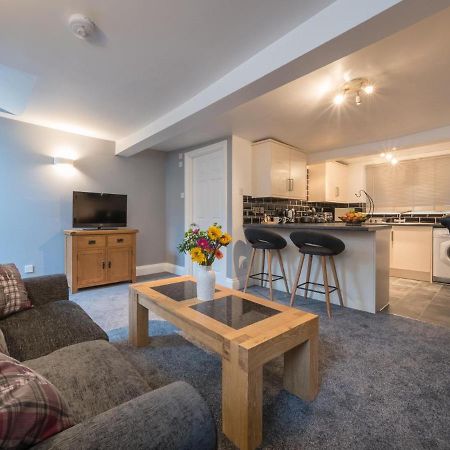 Southernhay Basement Apartment Exeter Buitenkant foto